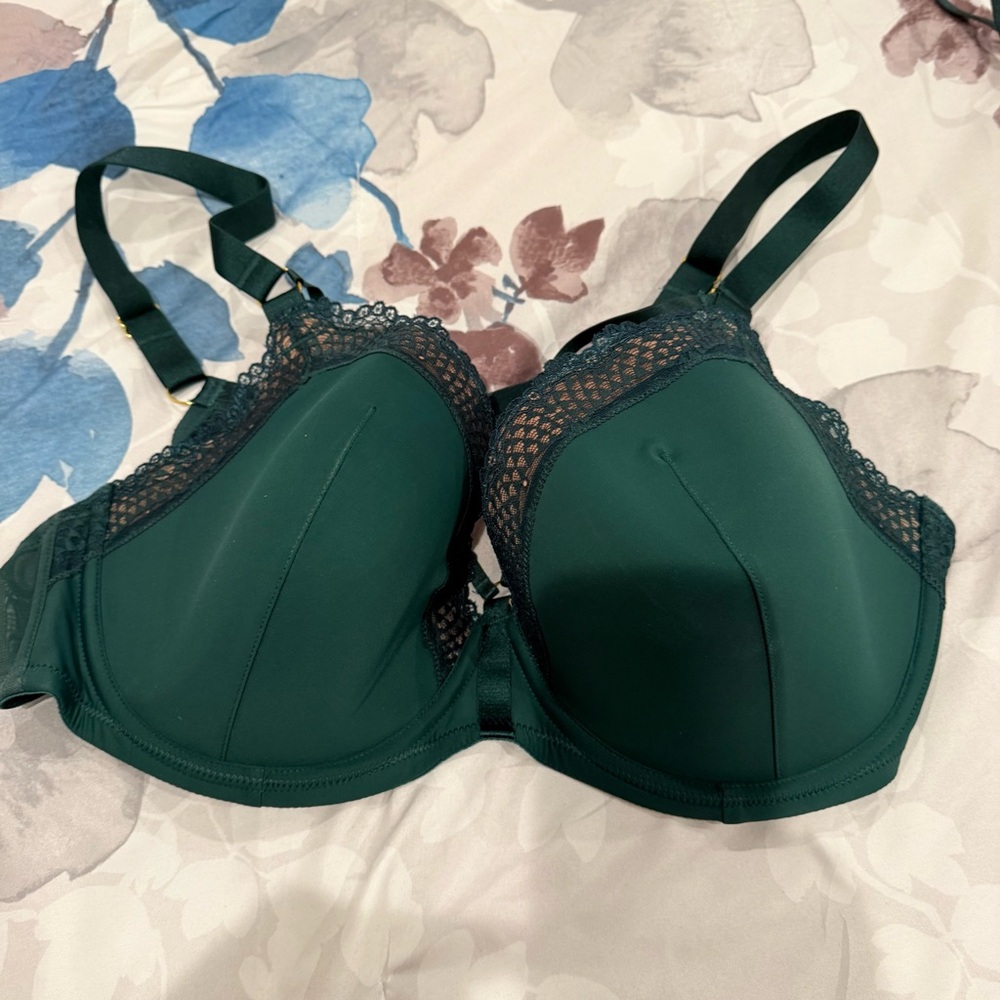 Sexy green bra adore me 42DD - Picture 2 of 6